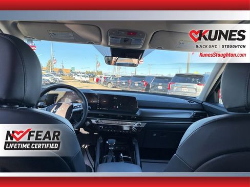 Used 2025 Kia Telluride S image 36