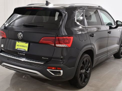 Used 2022 Volkswagen Taos SEL AWD/4WD image 12