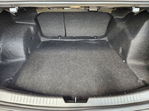 Used 2025 Chevrolet Malibu LT FWD image 36