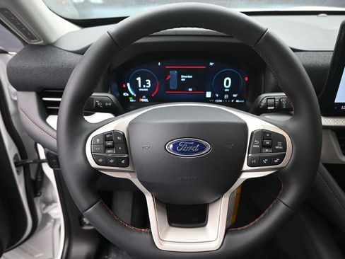 New 2026 Ford Explorer Active image 7