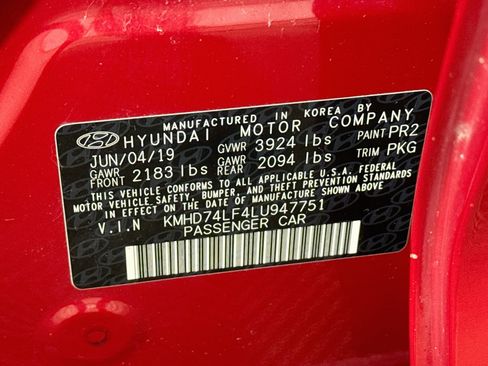 Used 2020 Hyundai Elantra SE FWD image 25