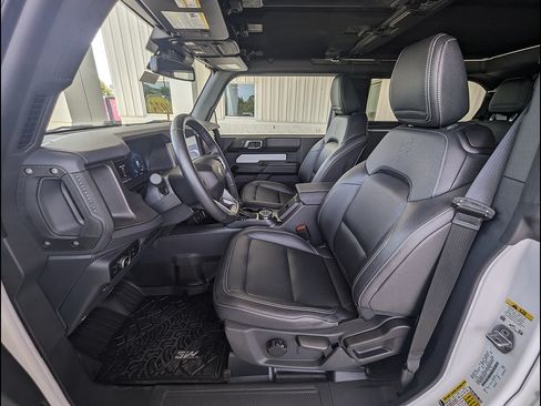Used 2025 Ford Bronco Badlands AWD/4WD image 20
