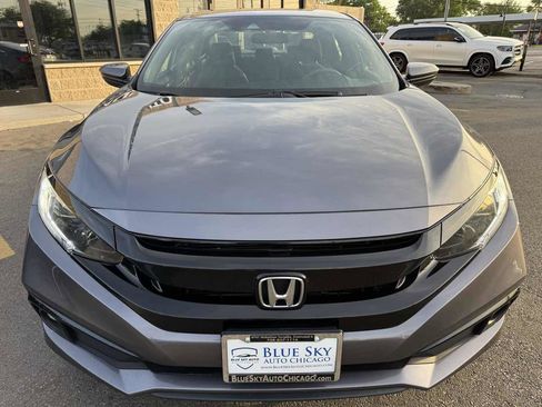 Used 2020 Honda Civic Sport image 2