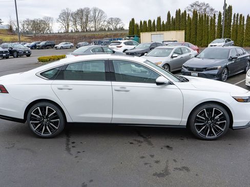 New 2026 Honda Accord Touring image 5