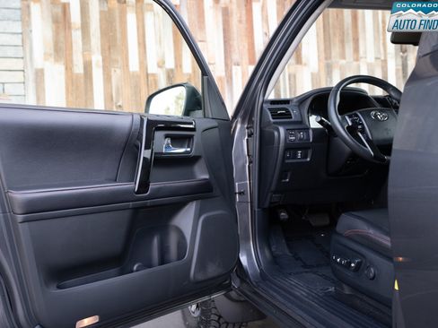 Used 2017 Toyota 4Runner TRD Off-Road Premium image 10