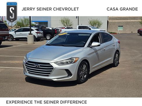 Used 2018 Hyundai Elantra SEL w/ Cargo Package FWD image 1