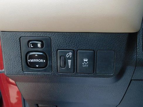 Used 2015 Toyota RAV4 XLE image 14