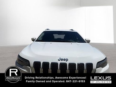 Used 2020 Jeep Cherokee Latitude Plus w/ Cold Weather Group AWD/4WD image 2