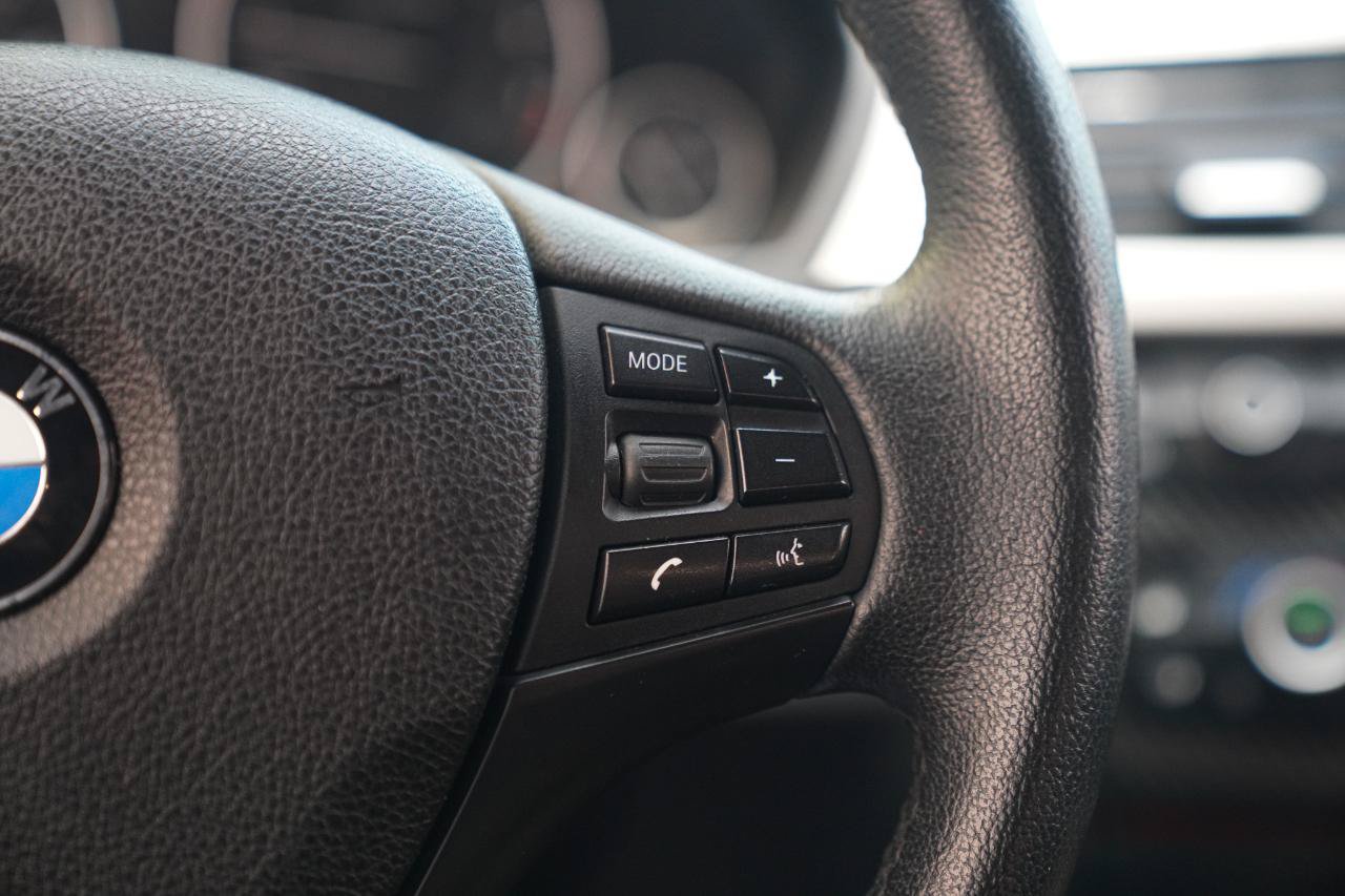 Used 2013 BMW 328i Sedan RWD image 35