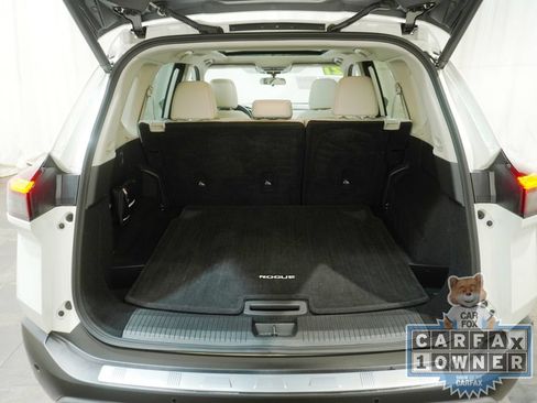 Used 2021 Nissan Rogue SV w/ Premium Package AWD/4WD image 7