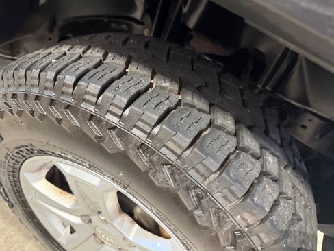Used 2021 Jeep Wrangler Unlimited Sport AWD/4WD image 3