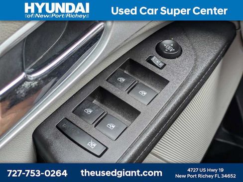 Used 2017 Chevrolet Equinox LT w/ Convenience Package FWD image 26