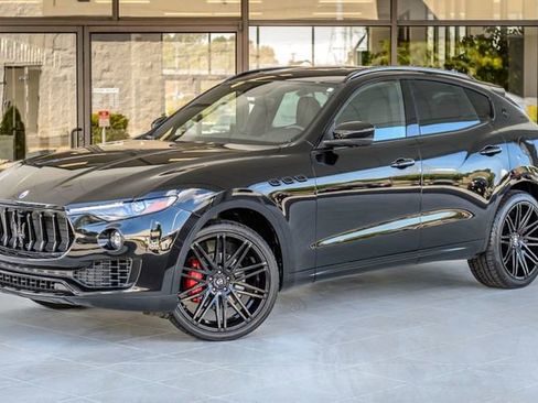 Used 2017 Maserati Levante LEVANTE - NAV - MOONROOF - BAC image 2