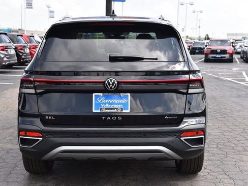 New 2026 Volkswagen Taos SEL image 6