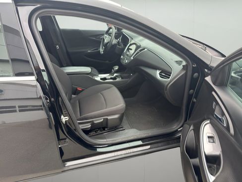 Used 2023 Chevrolet Malibu LT FWD image 10