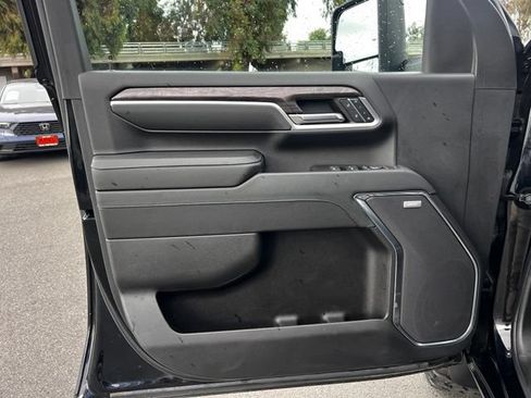 Used 2024 Chevrolet Silverado 2500 LTZ w/ LTZ Plus Package AWD/4WD image 20
