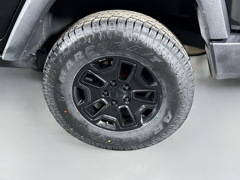 Used 2018 Jeep Wrangler Unlimited Sport w/ Quick Order Package 24W image 35