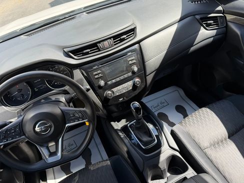 Used 2017 Nissan Rogue S AWD/4WD image 21