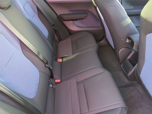 New 2026 Volvo EX30 Plus w/ Protection Package Premier AWD/4WD image 17
