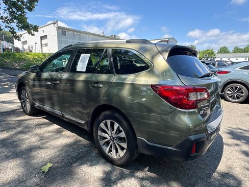 Used 2019 Subaru Outback 2.5i Touring AWD/4WD image 5