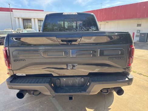Used 2020 Ford F150 Raptor w/ Equipment Group 802A Luxury image 29