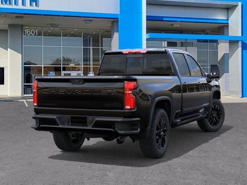 New 2026 Chevrolet Silverado 2500 High Country w/ Midnight Edition AWD/4WD image 4