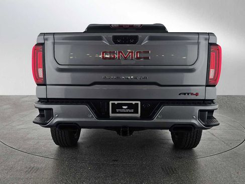 Used 2022 GMC Sierra 1500 AT4 w/ AT4 Premium Package image 4
