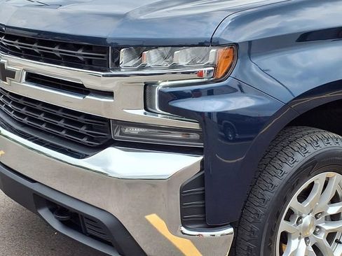 Certified 2021 Chevrolet Silverado 1500 LT w/ Z71 Off-Road Package AWD/4WD image 31