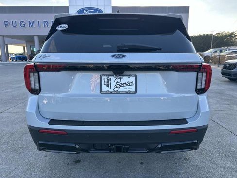 New 2026 Ford Explorer ST-Line image 6