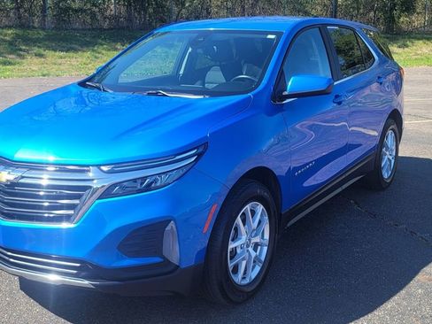 Used 2024 Chevrolet Equinox LT w/ LPO, Floor Liner Package image 3