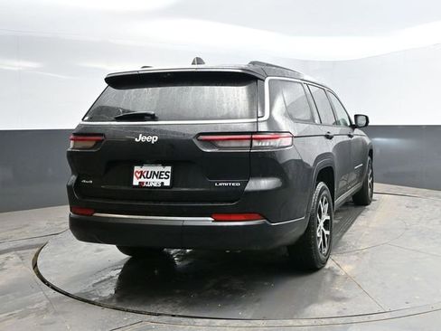 Used 2024 Jeep Grand Cherokee L Limited w/ Luxury Tech Group II image 9