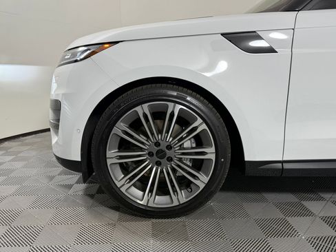 New 2026 Land Rover Range Rover Sport SE AWD/4WD image 10