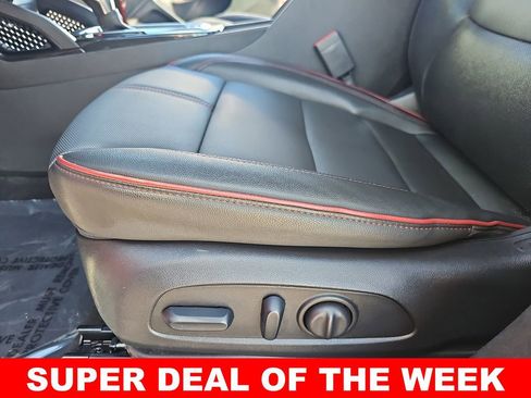 Used 2025 Chevrolet TrailBlazer RS w/ Convenience Package image 29