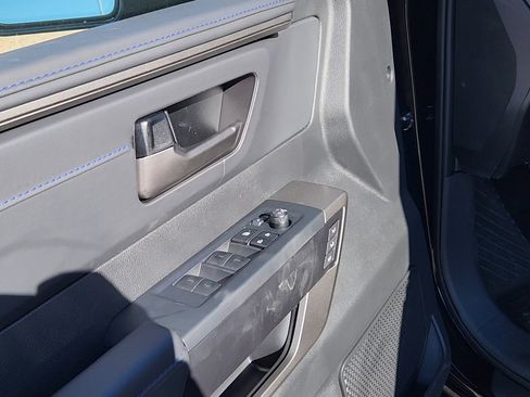 New 2026 Toyota Tundra Platinum image 7