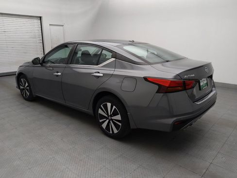 Used 2022 Nissan Altima 2.5 SV w/ SV Premium Package AWD/4WD image 3