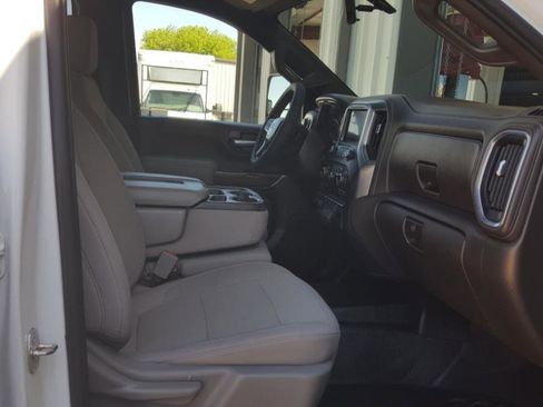 Used 2020 Chevrolet Silverado 2500 LT w/ Convenience Package image 19