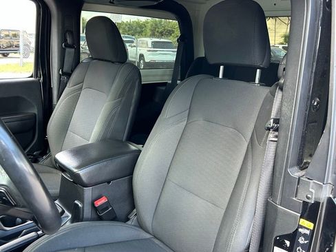 Certified 2021 Jeep Wrangler Sport S image 14