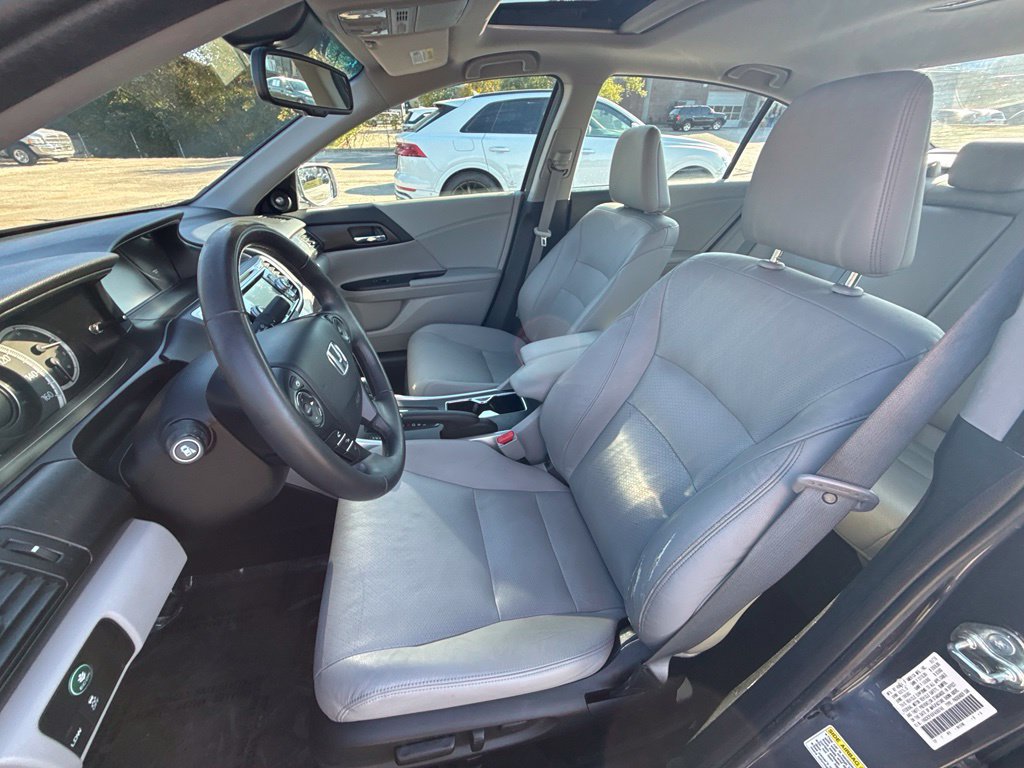 Used 2015 Honda Accord EX-L image 11