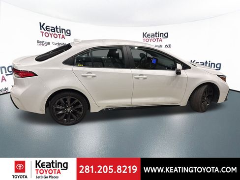 Certified 2025 Toyota Corolla SE image 9