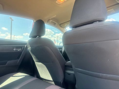 Used 2017 Toyota Corolla LE FWD image 33