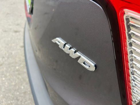 Used 2022 Honda HR-V LX image 31