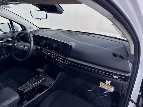New 2026 Kia Sportage LX AWD/4WD image 35