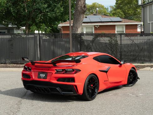 Used 2025 Chevrolet Corvette Z06 w/ Z07 Performance Package RWD image 58