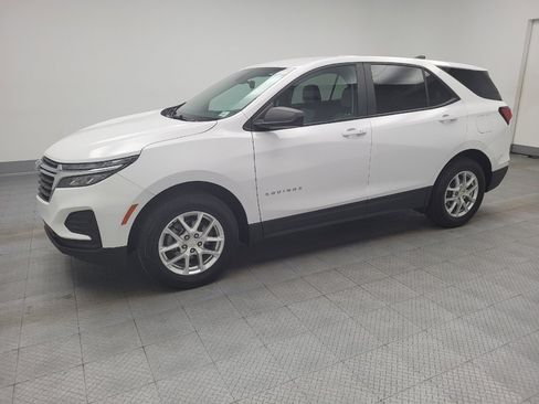 Used 2024 Chevrolet Equinox LS image 2