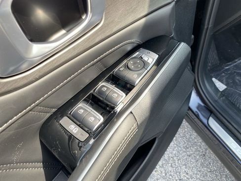 New 2025 Kia Sorento SX image 36