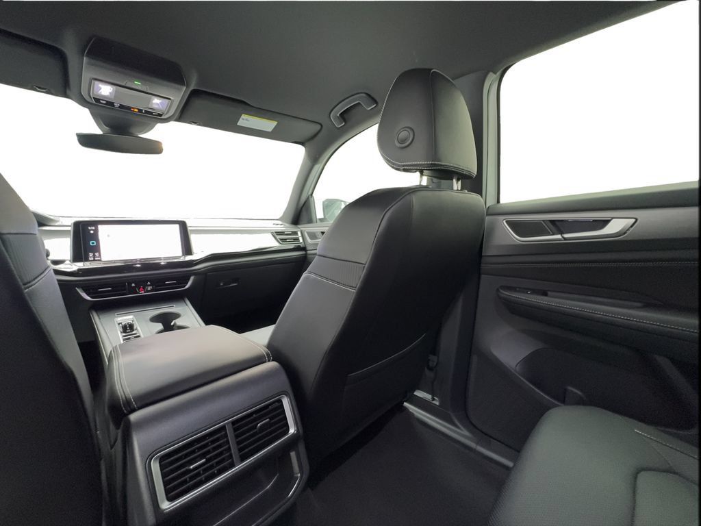 Used 2024 Volkswagen Atlas Cross Sport SE FWD image 40