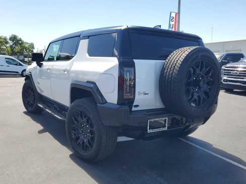 Used 2025 GMC Hummer EV 2X image 36