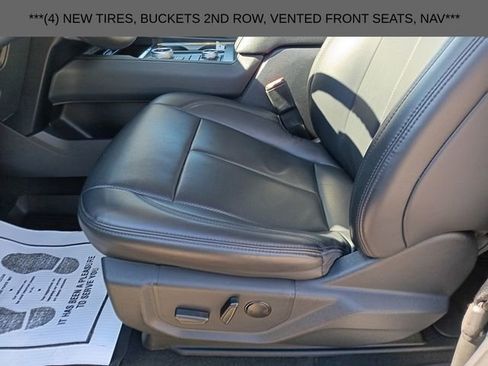 Used 2024 Ford Expedition Max XLT image 16
