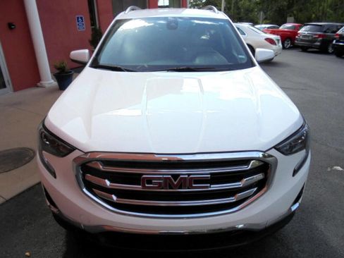 Used 2020 GMC Terrain SLT image 34