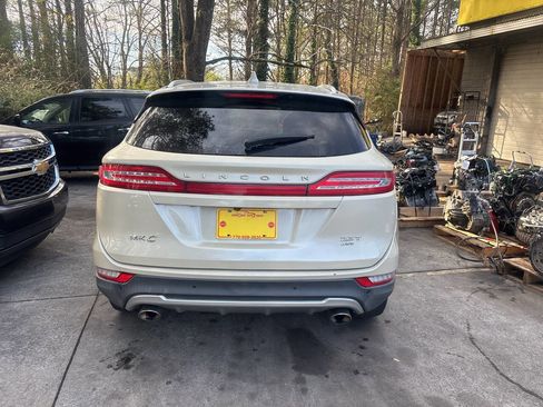 Used 2018 Lincoln MKC Select image 6